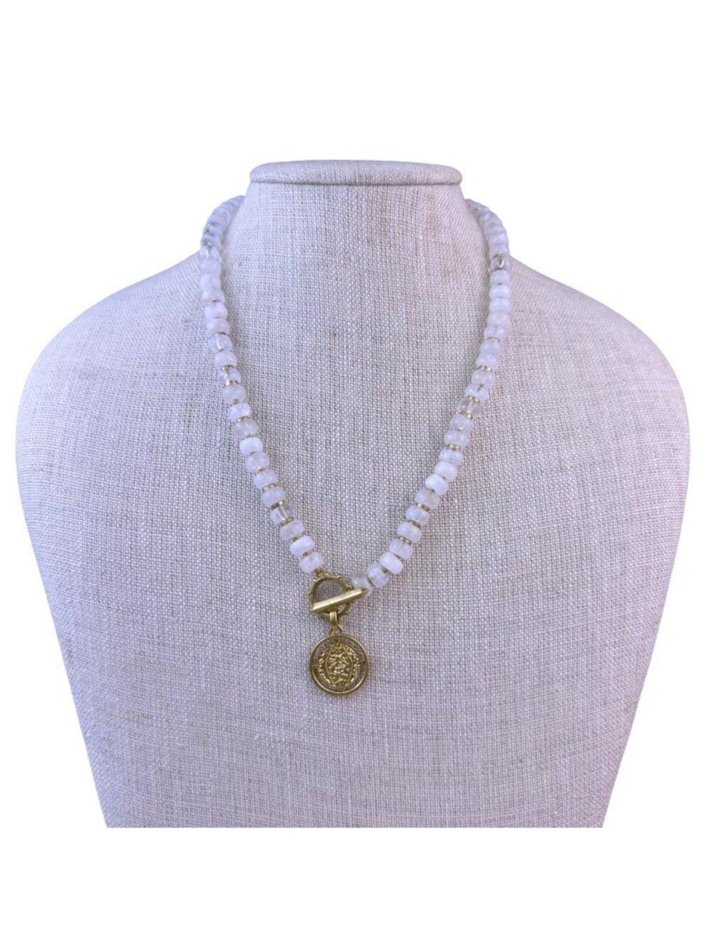 Stella & Dot Womens Pink Bead Gold Tone Coin Pendant Necklace